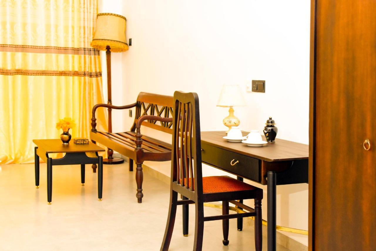 Kavin Beach Hotel Hikkaduwa Extérieur photo