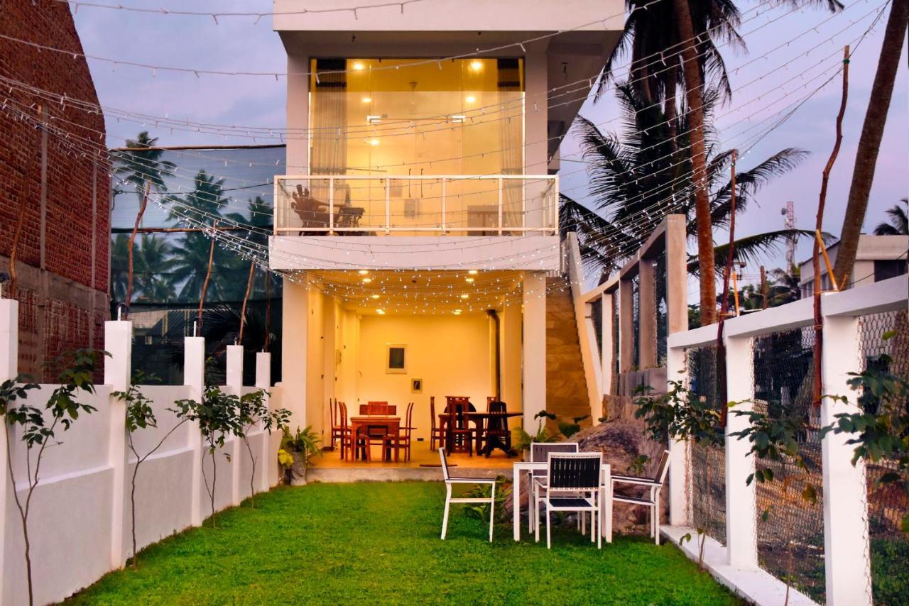 Kavin Beach Hotel Hikkaduwa Extérieur photo
