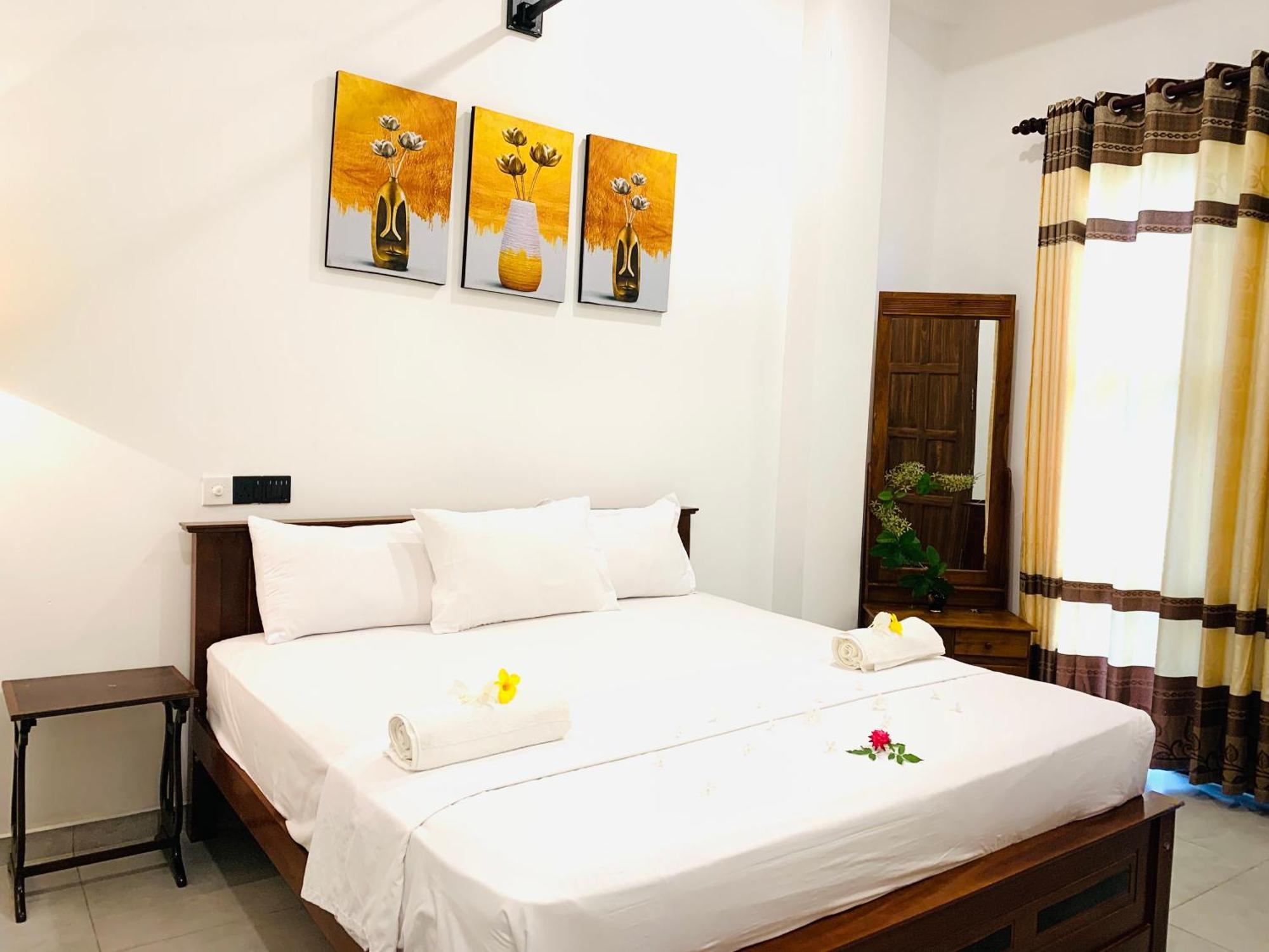 Kavin Beach Hotel Hikkaduwa Extérieur photo