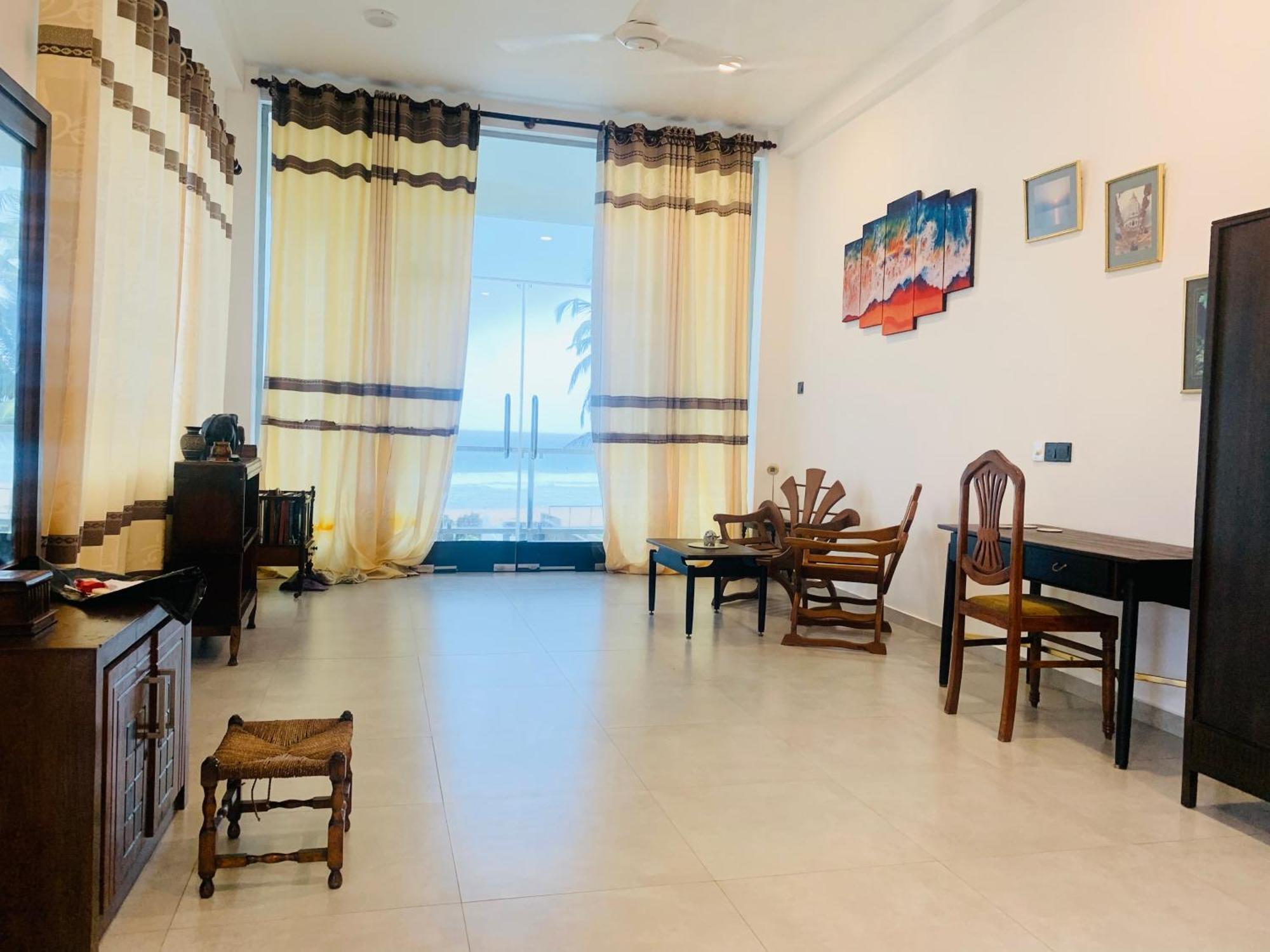 Kavin Beach Hotel Hikkaduwa Extérieur photo