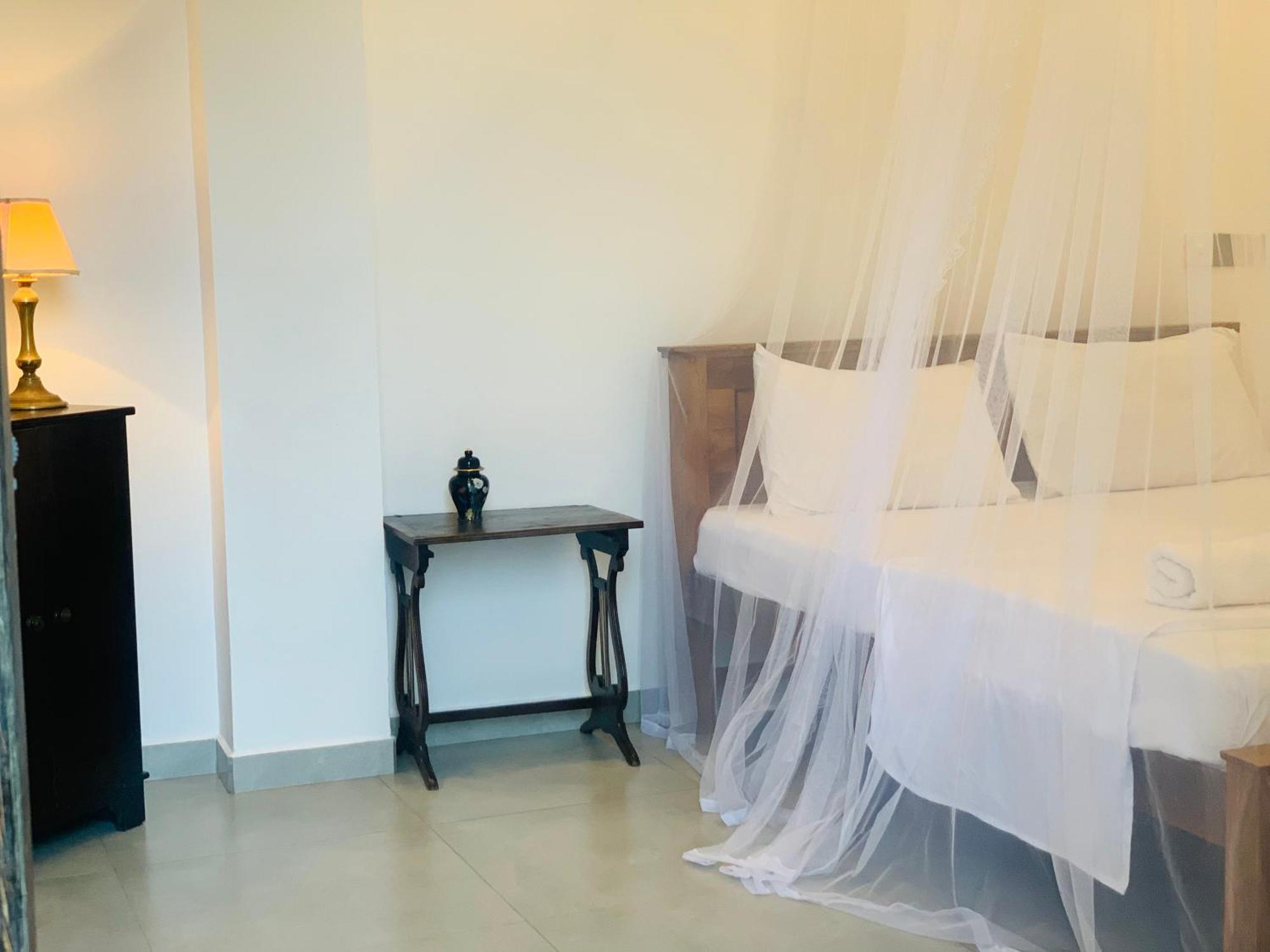 Kavin Beach Hotel Hikkaduwa Extérieur photo